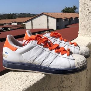 Used Adidas/New York Knicks Superstar Size 11